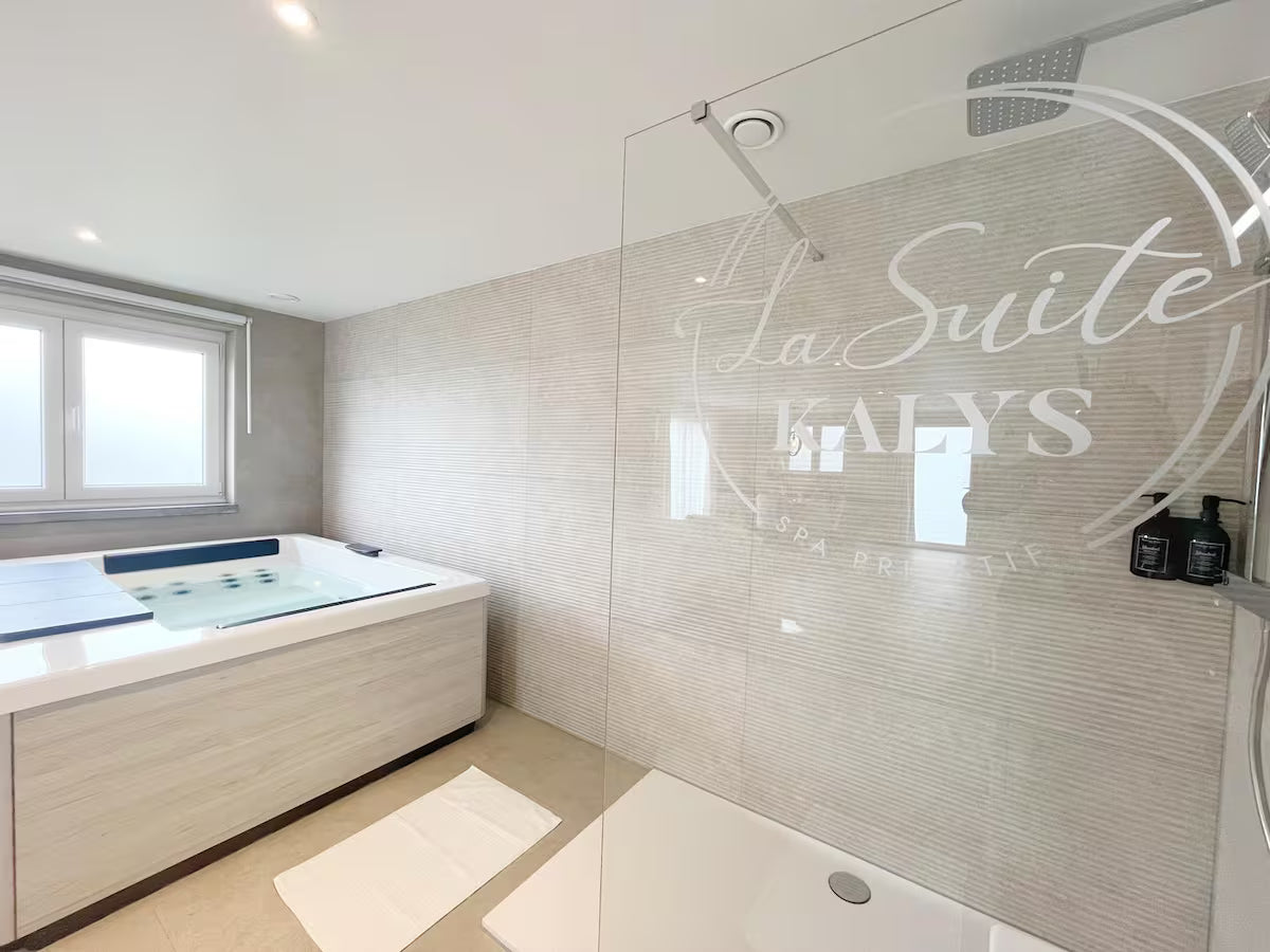 💎 Suite Opaline